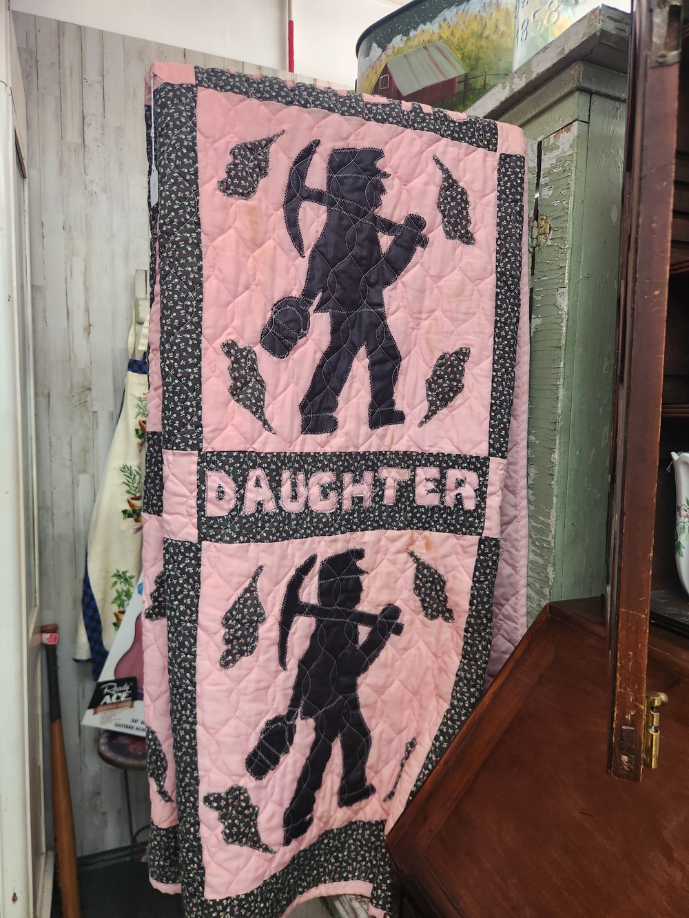 Pink & Black Coal Miner's 'Daughter' Appliqué Quilt